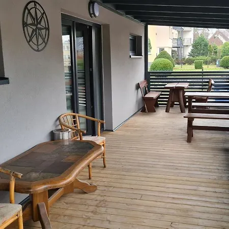 Lägenhet De Lux